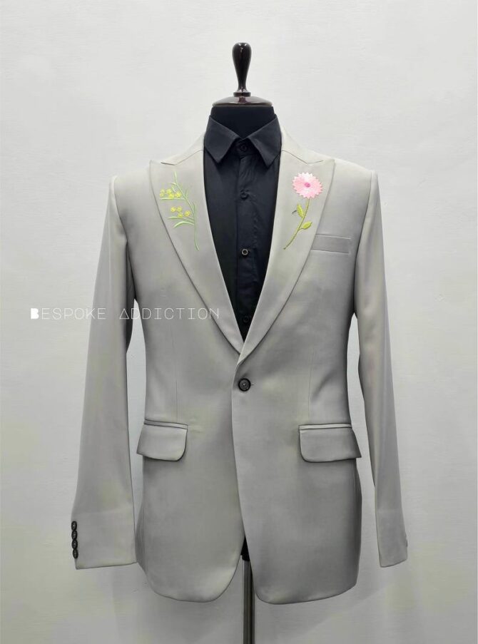 Men Gray 2Pc Customized Design Flower Lapel Embroidered Peak Lapel Country Western Suit Wedding Day Groom Cocktail Prom Party Attire