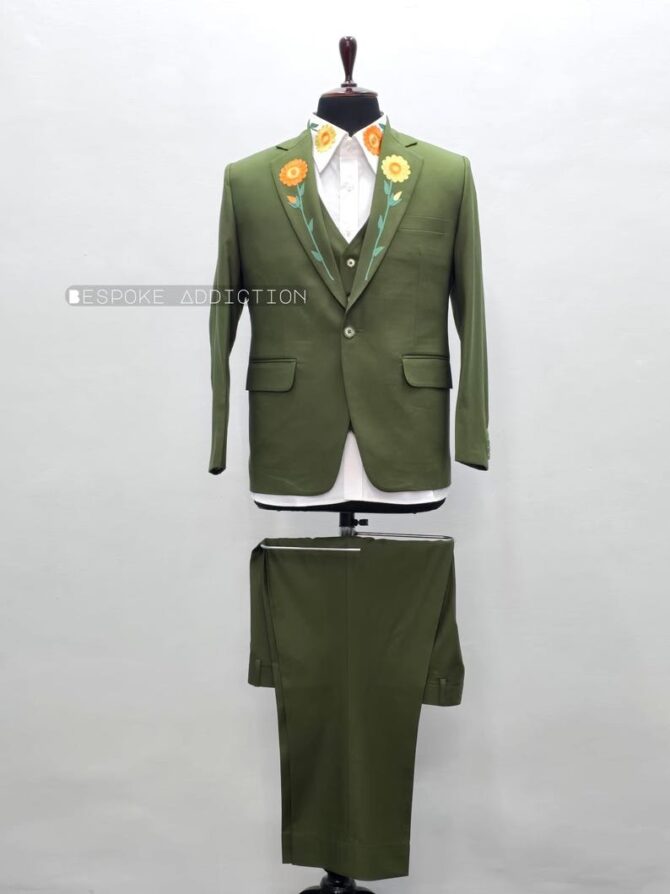 Men Olive Green 4Pc Bespoke Flowers Embroidered On Peak Lapel Cocktail Coat Pant Vest Shirt Western Suit Retro Groom Wedding Party Outfit - Image 3