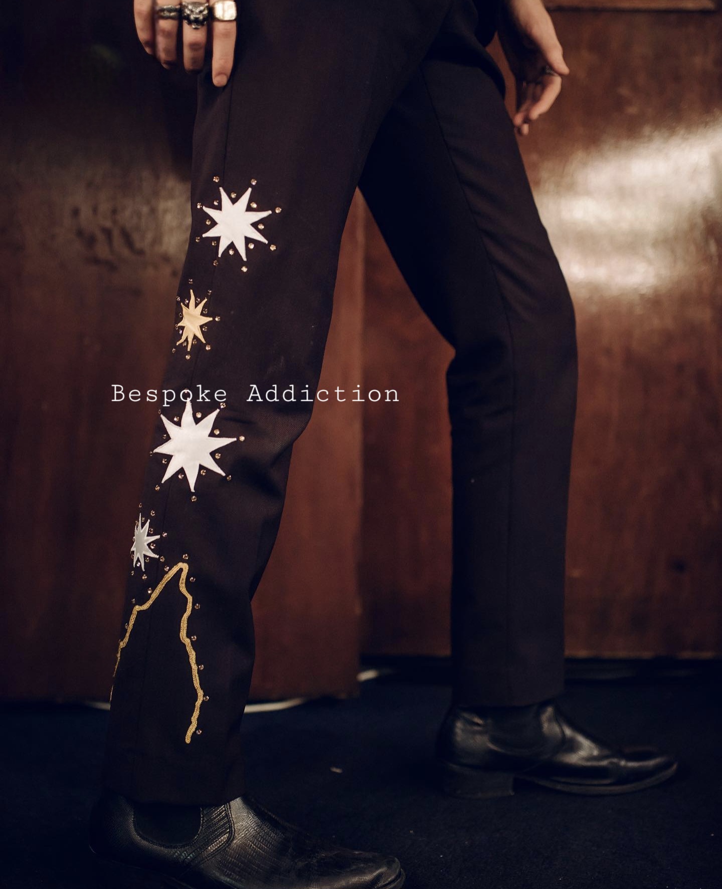 Men 2Pc Red Customized Skeleton Star Embroidered Rhinestones Country Western Nudie Suit Vintage Wedding Stage Cowboy Groom Set - Image 3