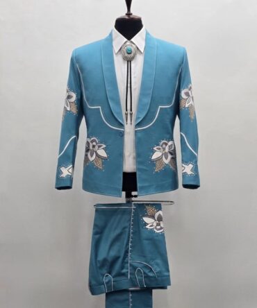 Men Sky Blue 2Pc Customized Vintage Flower Piping Embroidery Rhinestones Lapel Hem Stitch Country Western Nudie Suit Cowboy Stage Music Wedding Cocktail Party Outfit